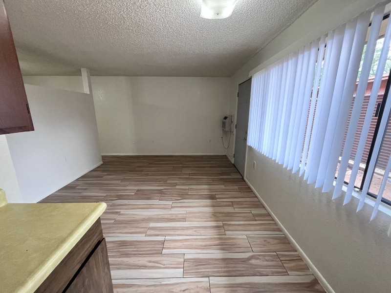 Building Photo - 3052 N Alvernon Way