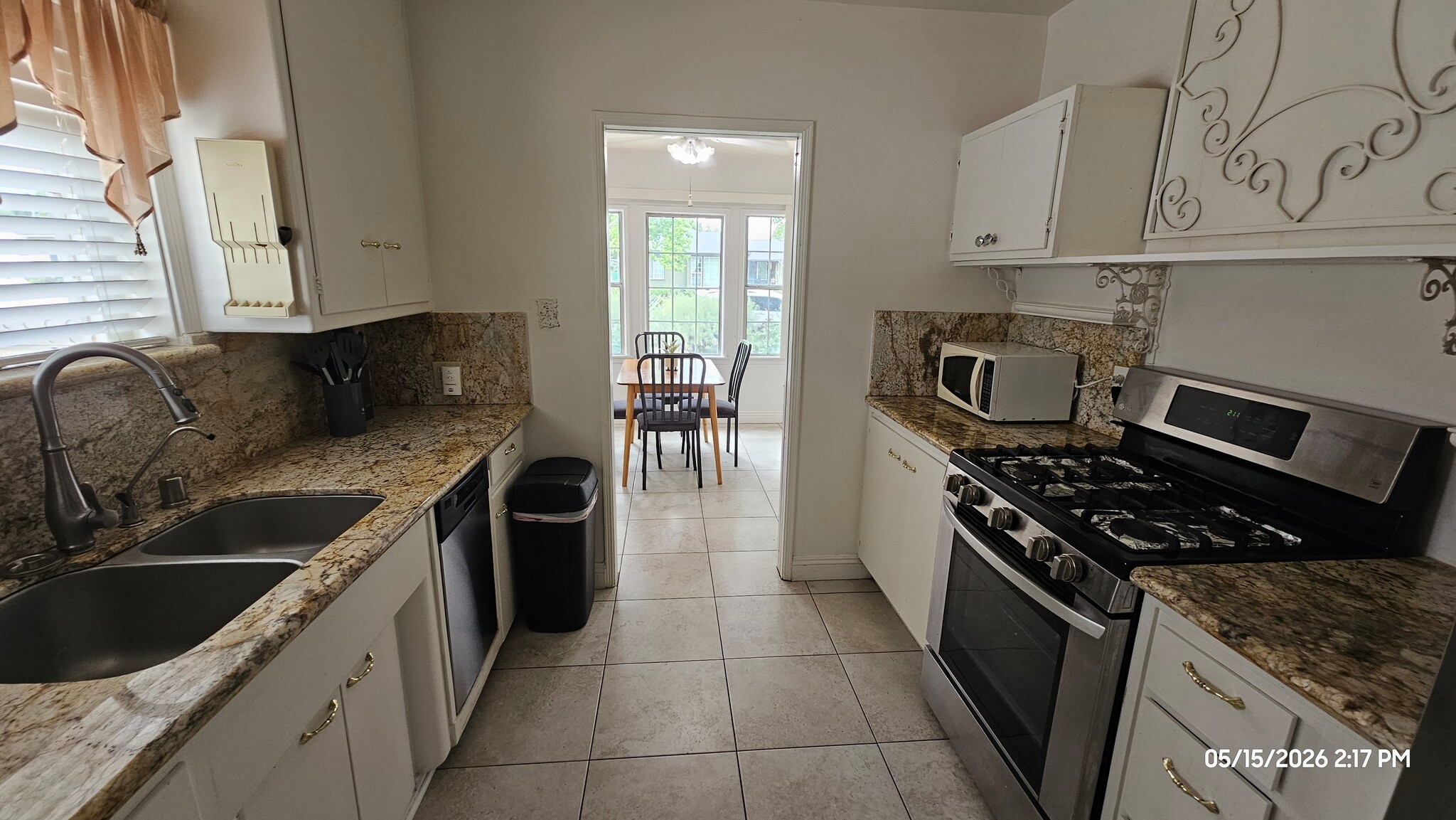 Building Photo - 2451 Graydon Ave