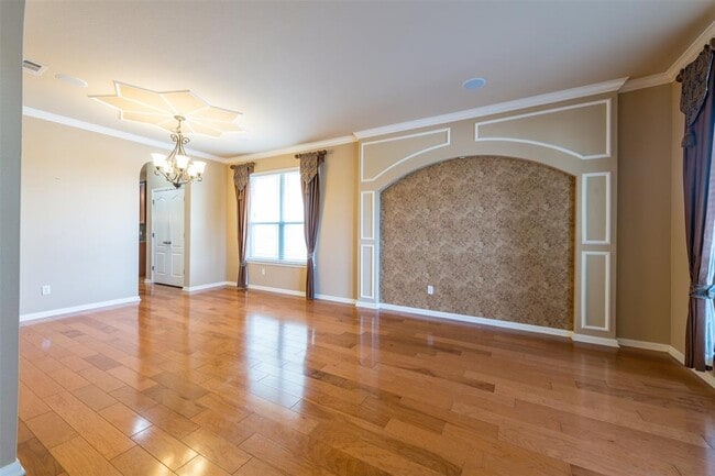 Building Photo - 14305 Broadwinged Hawk Dr