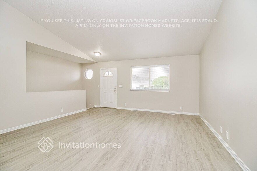 Building Photo - 5965 Brud Dr