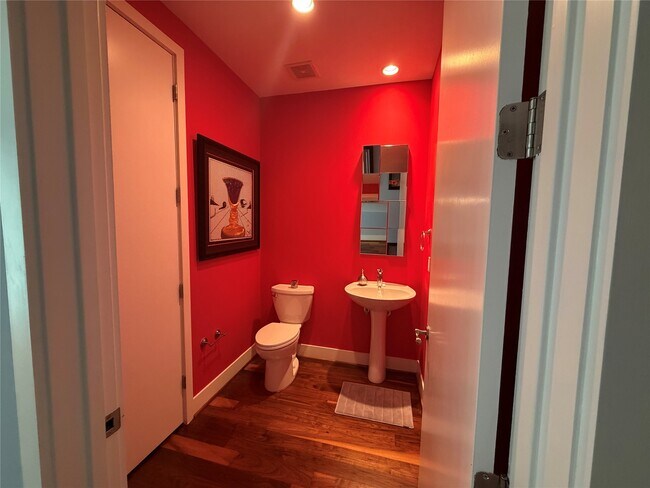 Building Photo - 1600 Post Oak Blvd