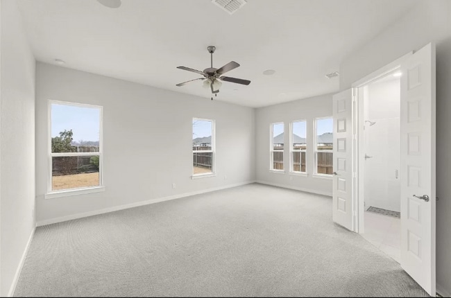 Building Photo - 204 Carmen Oak Ln