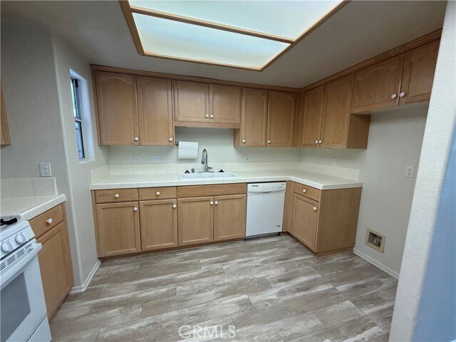 Building Photo - 2971 Peach Tree St