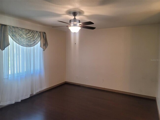 Building Photo - 10202 SW 61st Terrace Rd