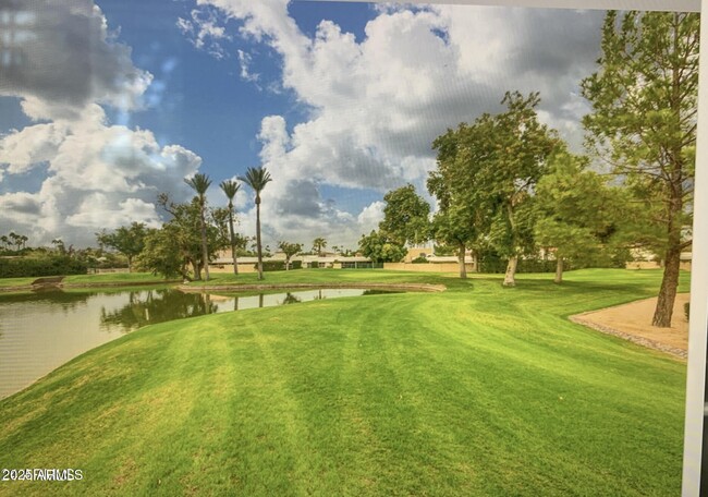 Building Photo - 7930 E Camelback Rd