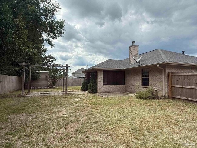 Building Photo - 4180 Hazelhurst Dr