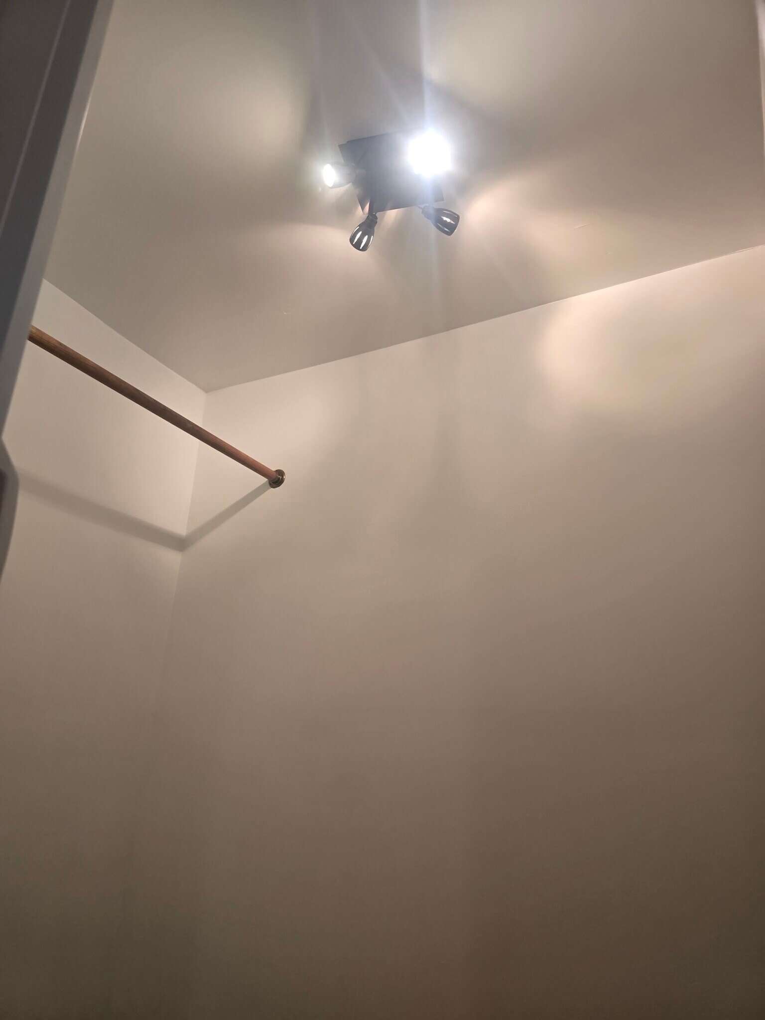 Building Photo - 1622 Bainbridge St