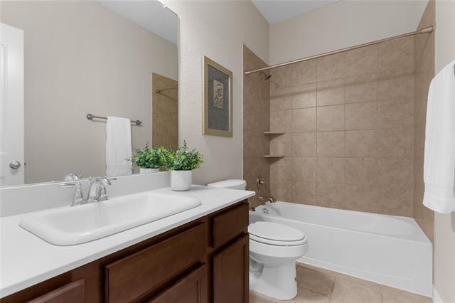 Building Photo - 701 Spring Falls Dr