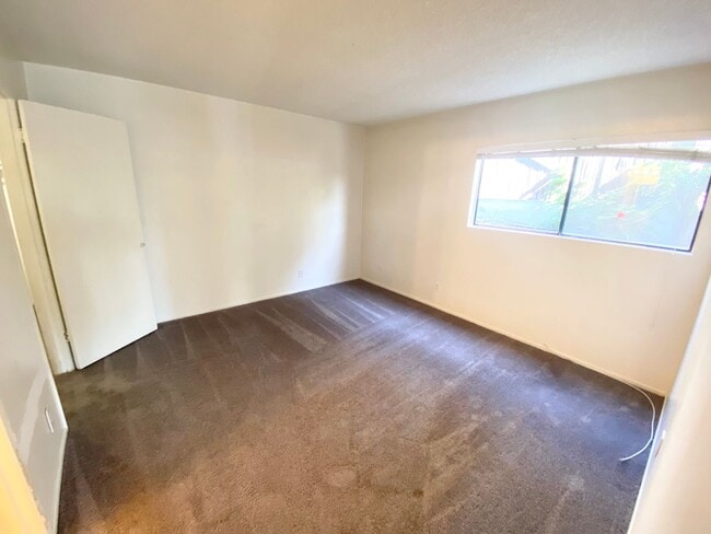 Building Photo - 33941 Street of the Violet Lantern