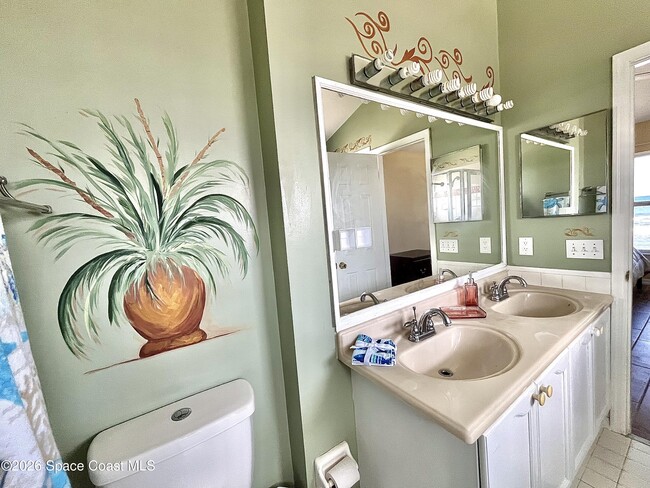 Building Photo - 799 Shell St