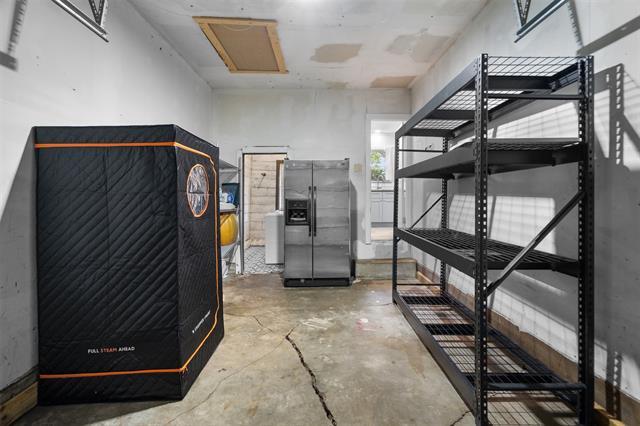 Building Photo - 920 N Virginia St