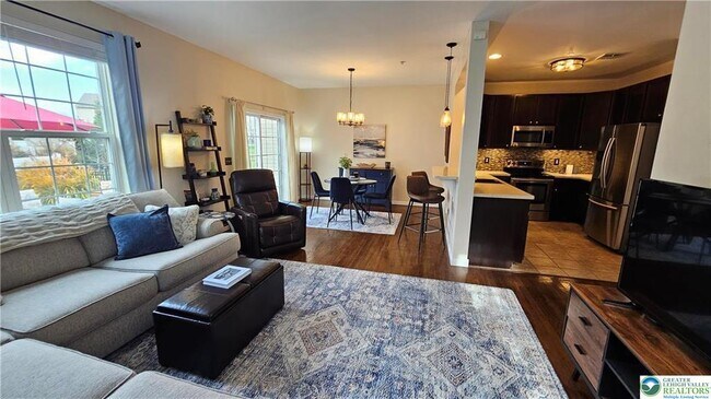 Building Photo - 247 Milkweed Dr