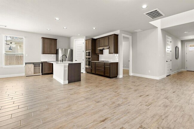 Building Photo - 232 Stone Cyn Dr