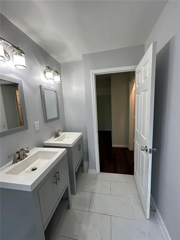 Building Photo - 1730 Paddlewheel Dr NE