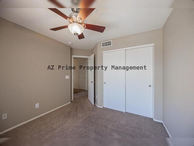 Building Photo - 12859 W Cambridge Ave