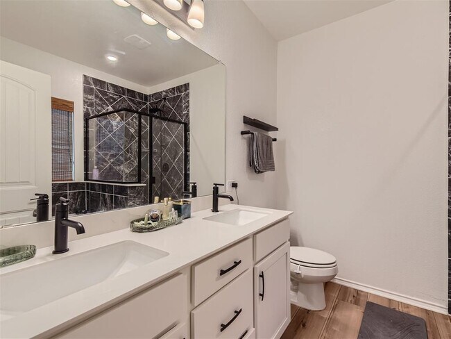 Building Photo - 6521 Carriage Pines Dr