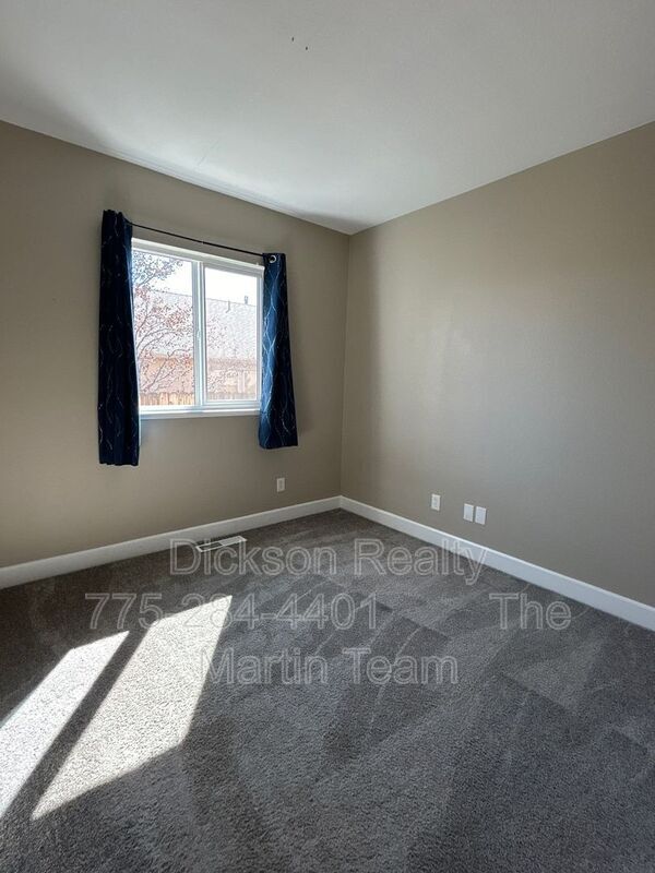 Building Photo - 600 Panama Dr