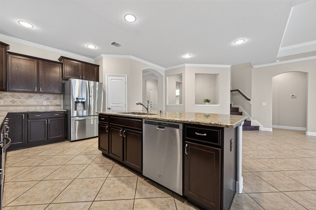 Building Photo - 15630 Eagle Valley Dr