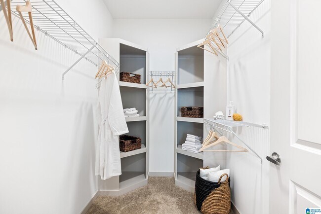 Building Photo - 3090 US-280