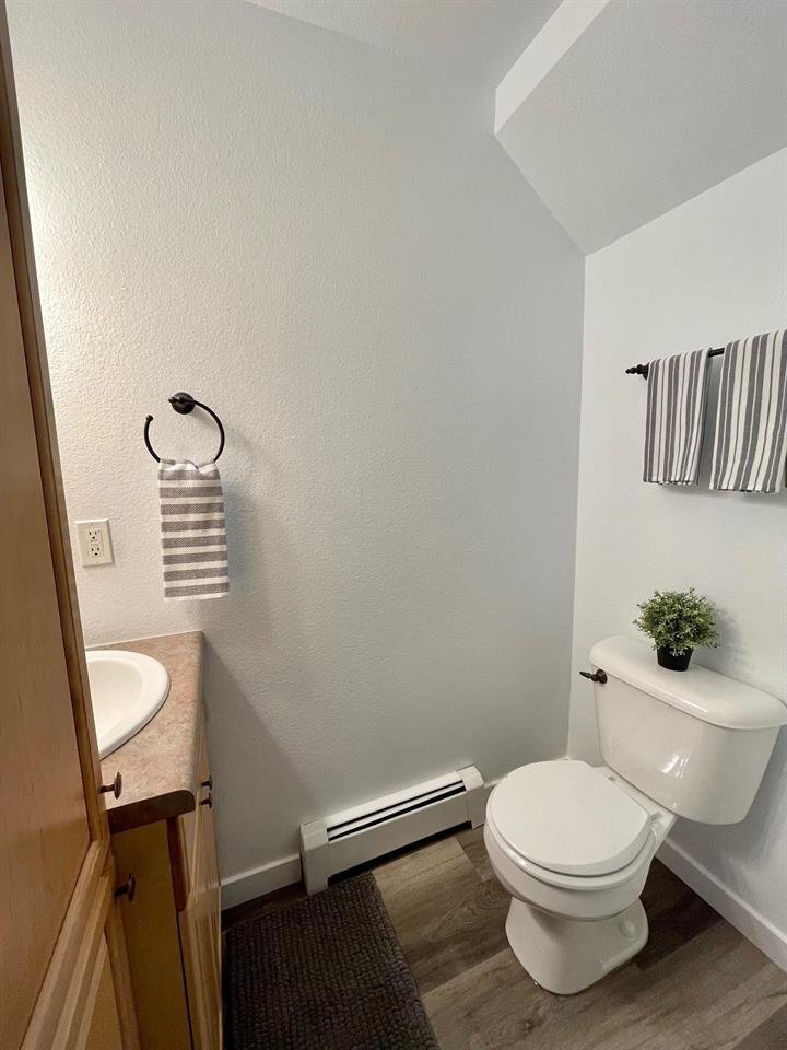 Building Photo - 254 Beacon Ct