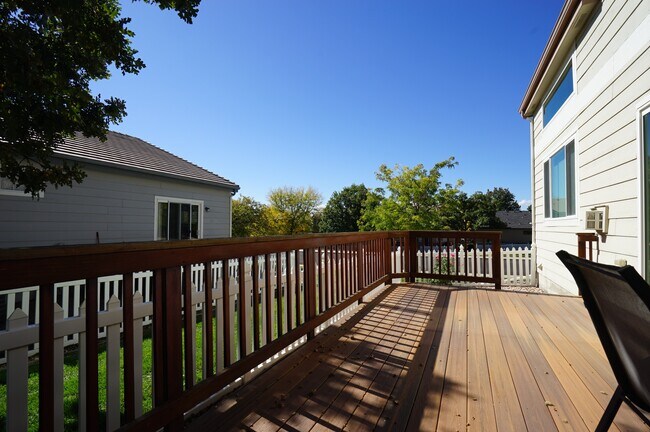 Building Photo - 3460 E 140th Ave