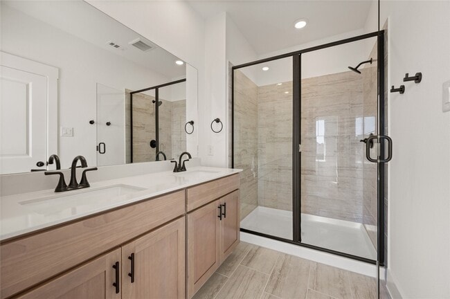 Building Photo - 9617 Dahlia Blvd