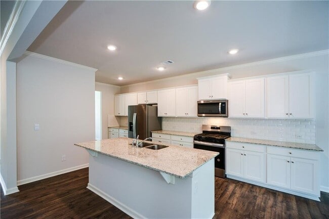 Building Photo - 331 Belmont Dr