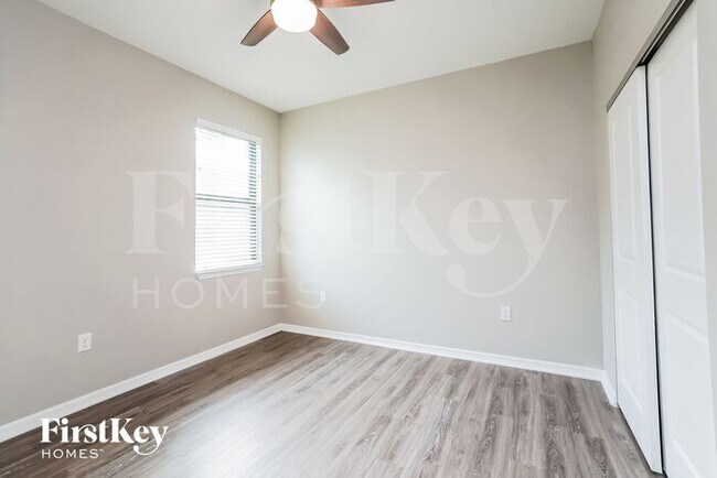 Building Photo - 16448 Palmetto St