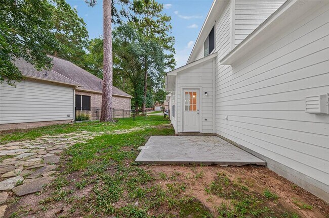 Building Photo - 11346 Glenforest Dr
