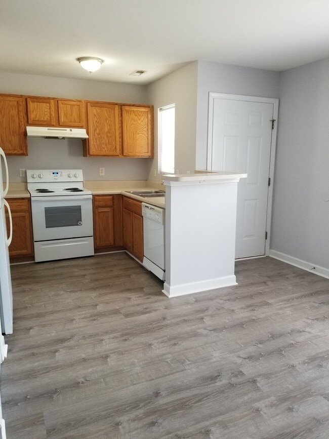 Building Photo - Cute Apartment for rent