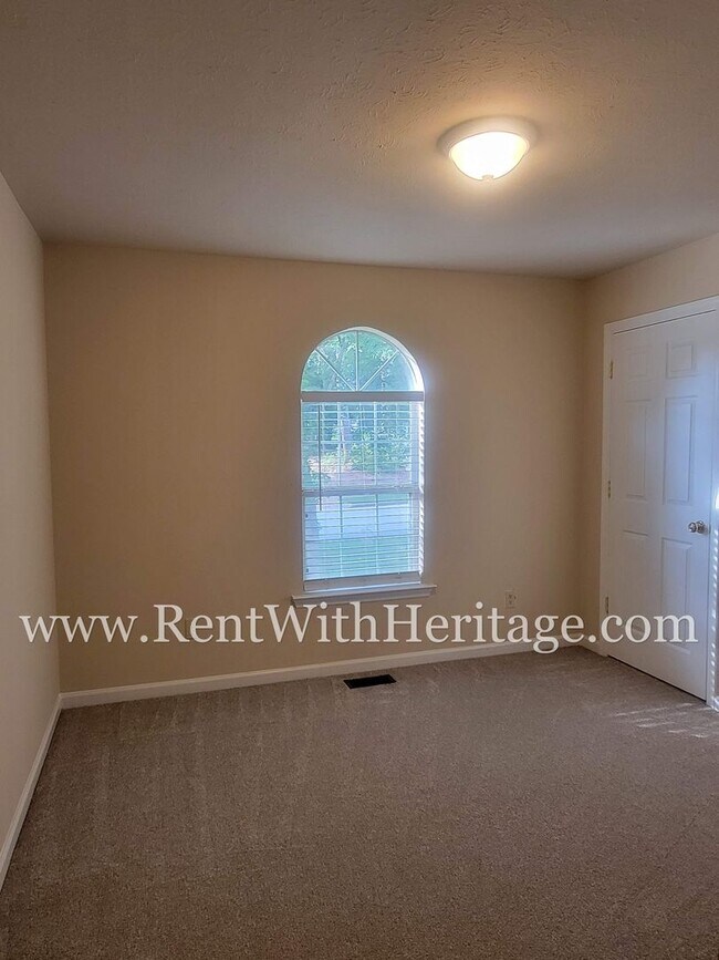 Building Photo - WOW!!!! GREAT HOME WITH PARTIAL FINISHED B...