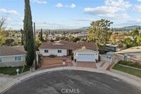 Building Photo - 10561 Alskog St