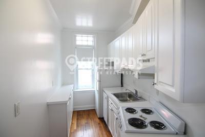 Building Photo - 1 bedroom in Brookline MA 02446