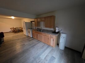 Building Photo - 11141 US-62