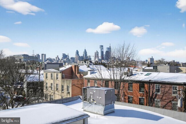 Building Photo - 926 N 3rd St