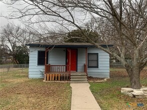 Building Photo - 116 W Stacie Rd