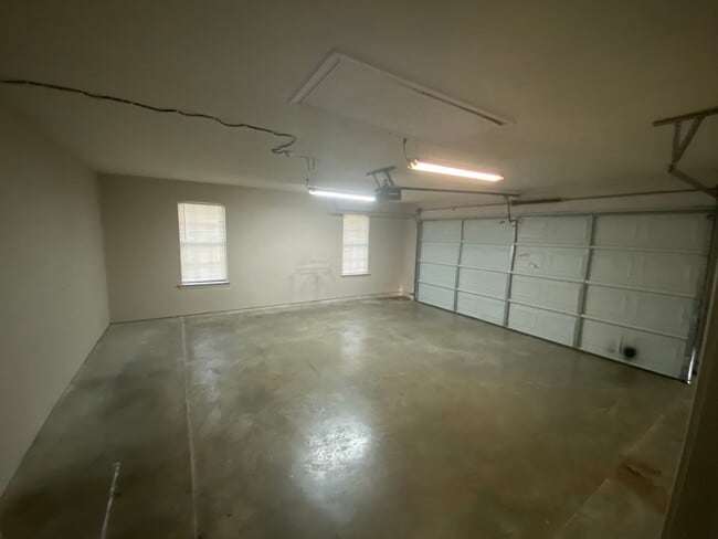 Building Photo - 5009 Chad Dr