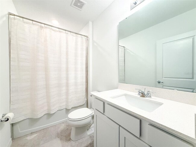 Building Photo - 580 Pine Tree Blvd