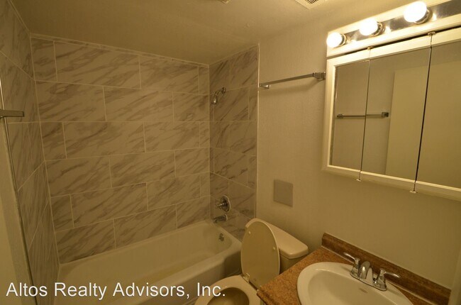 Building Photo - 5510 S Elati St