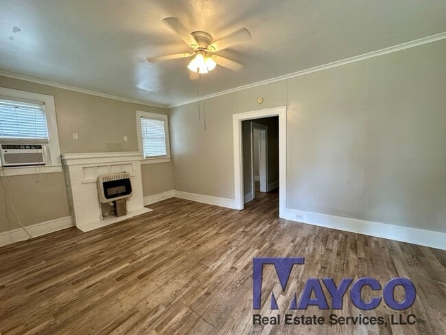 Building Photo - 1054 Wilkinson St