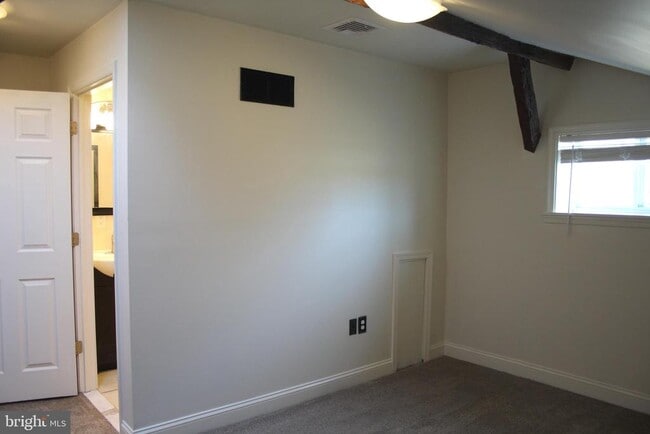 Building Photo - 1152 S Valley Forge Rd