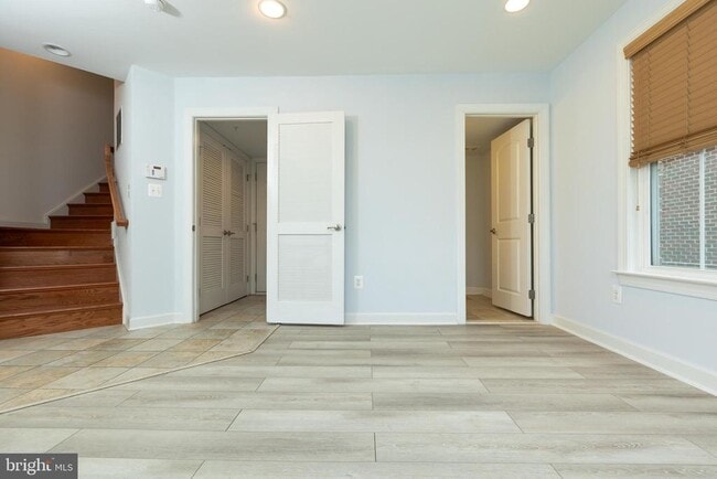 Building Photo - 336 Grand St