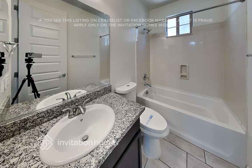 Building Photo - 2263 S Agnes Ln