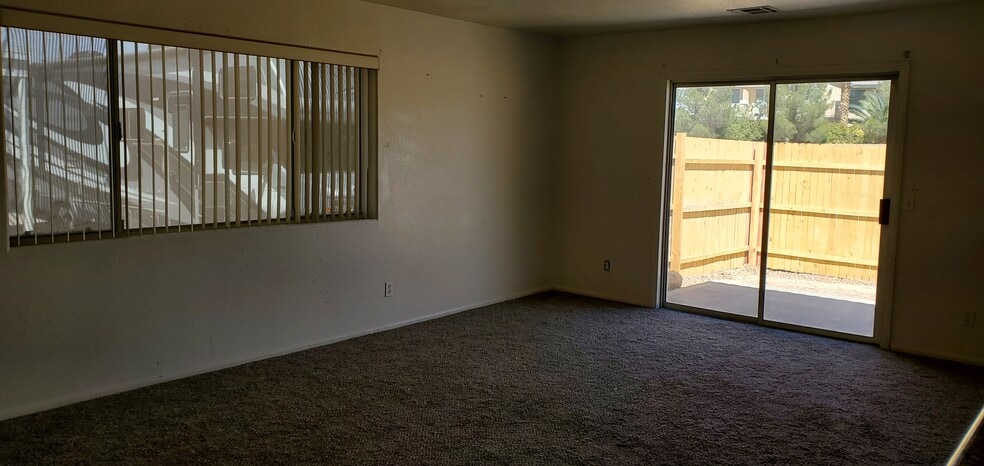 Building Photo - 2781 S Spy Glass Ave