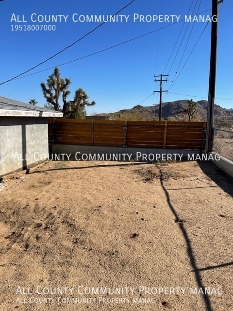 Building Photo - 61465 Alta Vista Dr