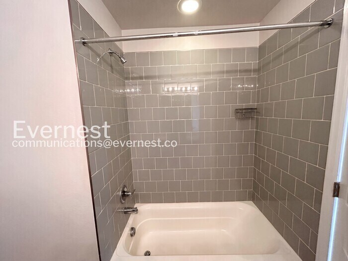 Building Photo - 2560 Gobi Dr
