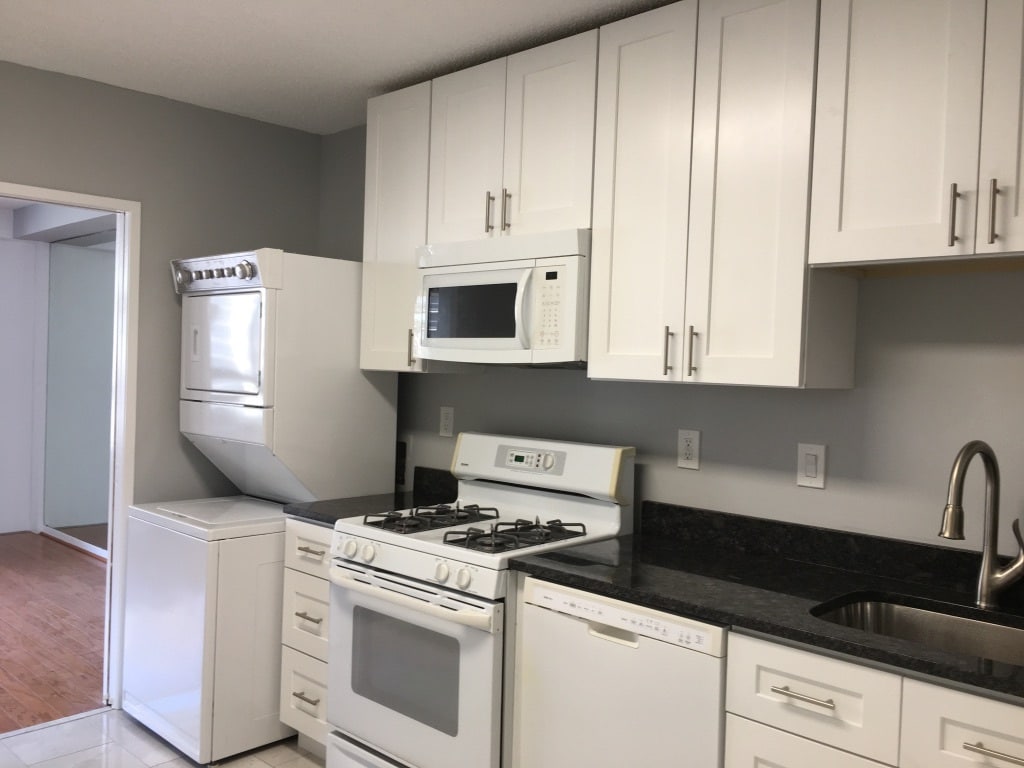 Building Photo - 3705 S George Mason Dr