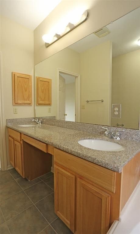 Building Photo - 12506 N Ashford Villa Ln