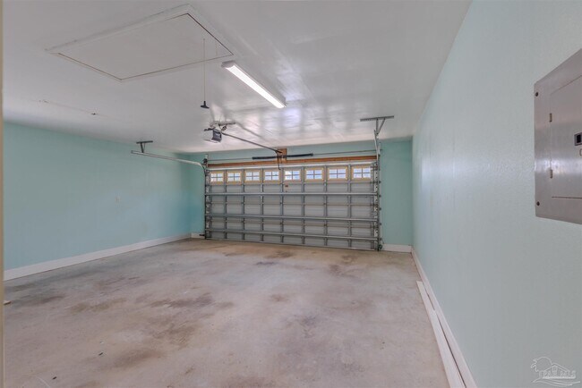 Building Photo - 2416 Reservation Rd