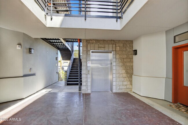 Building Photo - 4525 N 22nd St